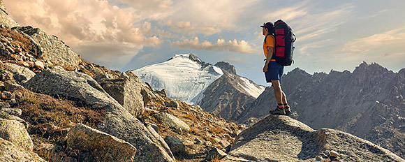 Folgen Sie auf unseren Iran Wanderferien dem Ruf des Gebirges
