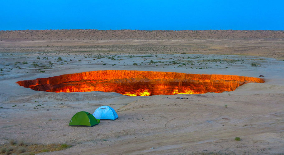 Derweze Krater Turkmenistan Reisen